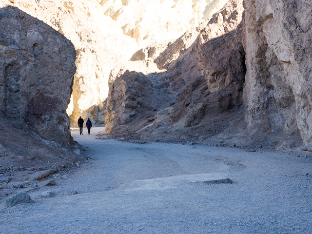 %_tempFileName2015-01-07_02_Golden_Canyon_Gower_Gulch_Loop-1072052%