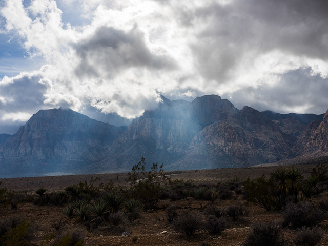 %_tempFileName2015-01-12_01_Red_Rock_Canyon_Grand_Circle-1120352%