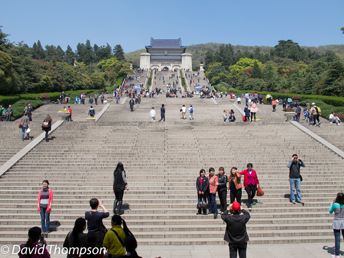 %_tempFileName2013_04_02_Dr-Sun-Yat-Sen-Mausoleum-Nanjing-6%