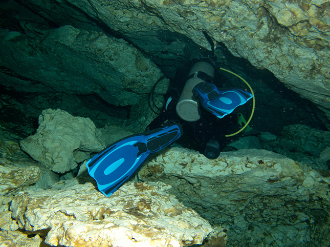 2011-12-08 Cenote Kululkan (6)