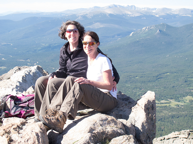 %_tempFileName2013-08-12_Twin_Sisters-5%