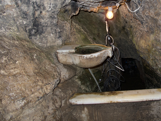 %_tempFileName2013-10-18_01_Greece_Vale_of_Tembi-5%