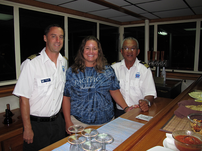 2011-10-15 - Palau Aggressor II Cocktail Party (4)