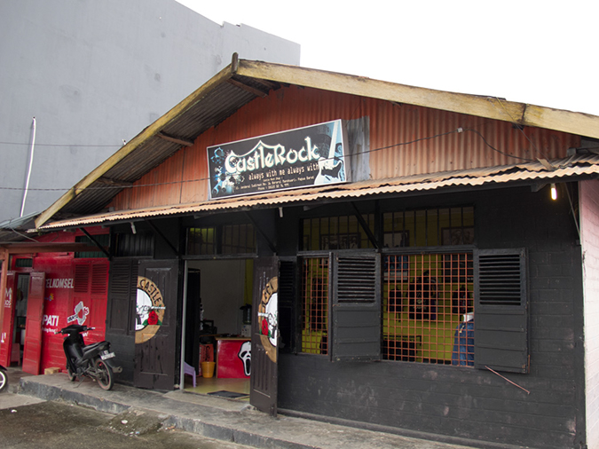 %_tempFileName2013_02-20-Manokwari_Walk_About-29%