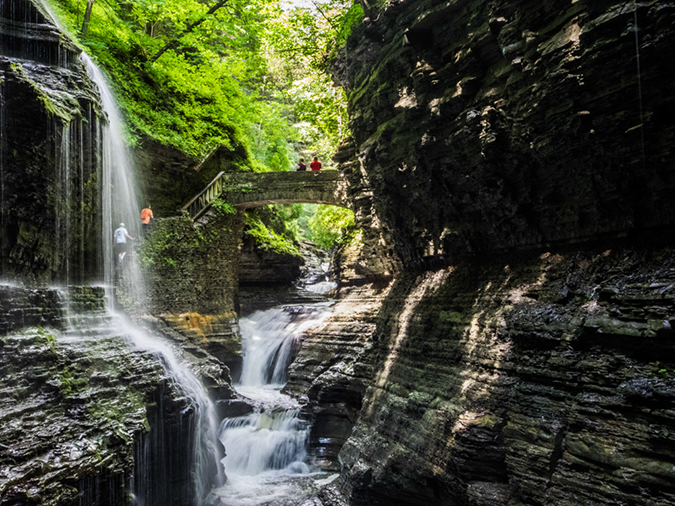 %_tempFileName2014-06-18_01_Watkins_Glen_State_Park-25%