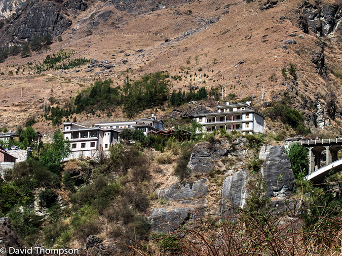%_tempFileName2013-03-28_Tiger_Leaping_Gorge-32%