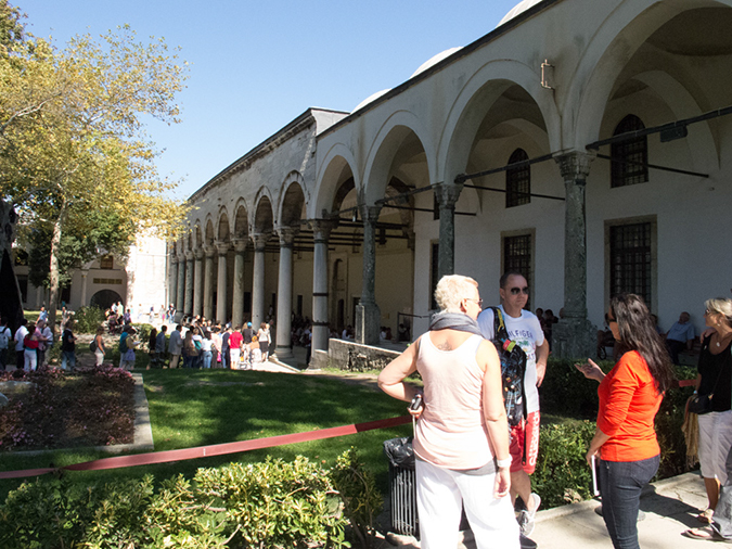 %_tempFileName2013-09-25_5_Istanbul_Palace_of_Topkapi-5%
