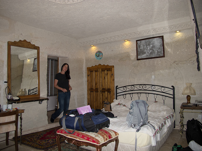 %_tempFileName2013-09-26_1_Cappadocia_Spelunca_Cave_Hotel_Goreme-7%
